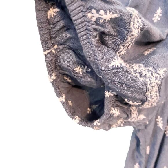 Old Navy Puff-Sleeve Split-Neck Embroidered Mini Swing Dress in Size Large - Picture 13 of 14